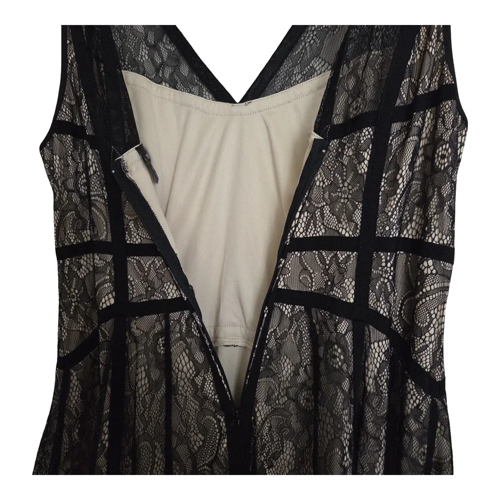 Torrid | Lace Skater Dress with Corset Look Whimsigoth Fairy - Picture 6 of 9